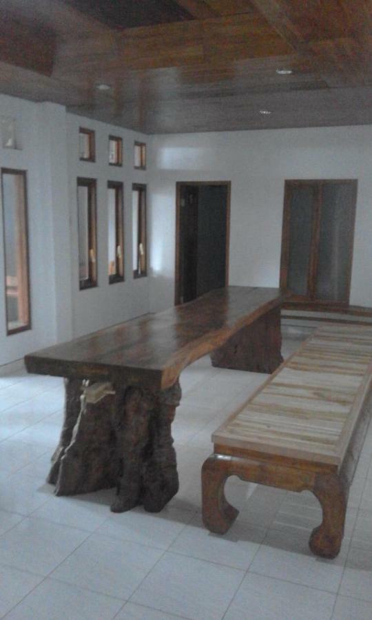 Wonosari Tanjung Inn מראה חיצוני תמונה