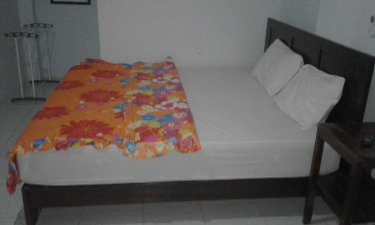 Wonosari Tanjung Inn מראה חיצוני תמונה